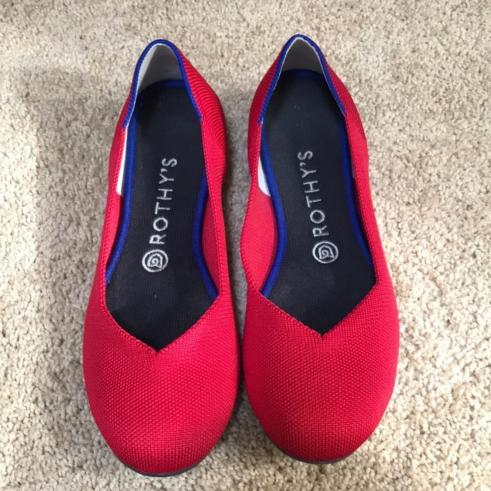 ROTHY'S Size 8.5 cherry red retired flats with blue trim